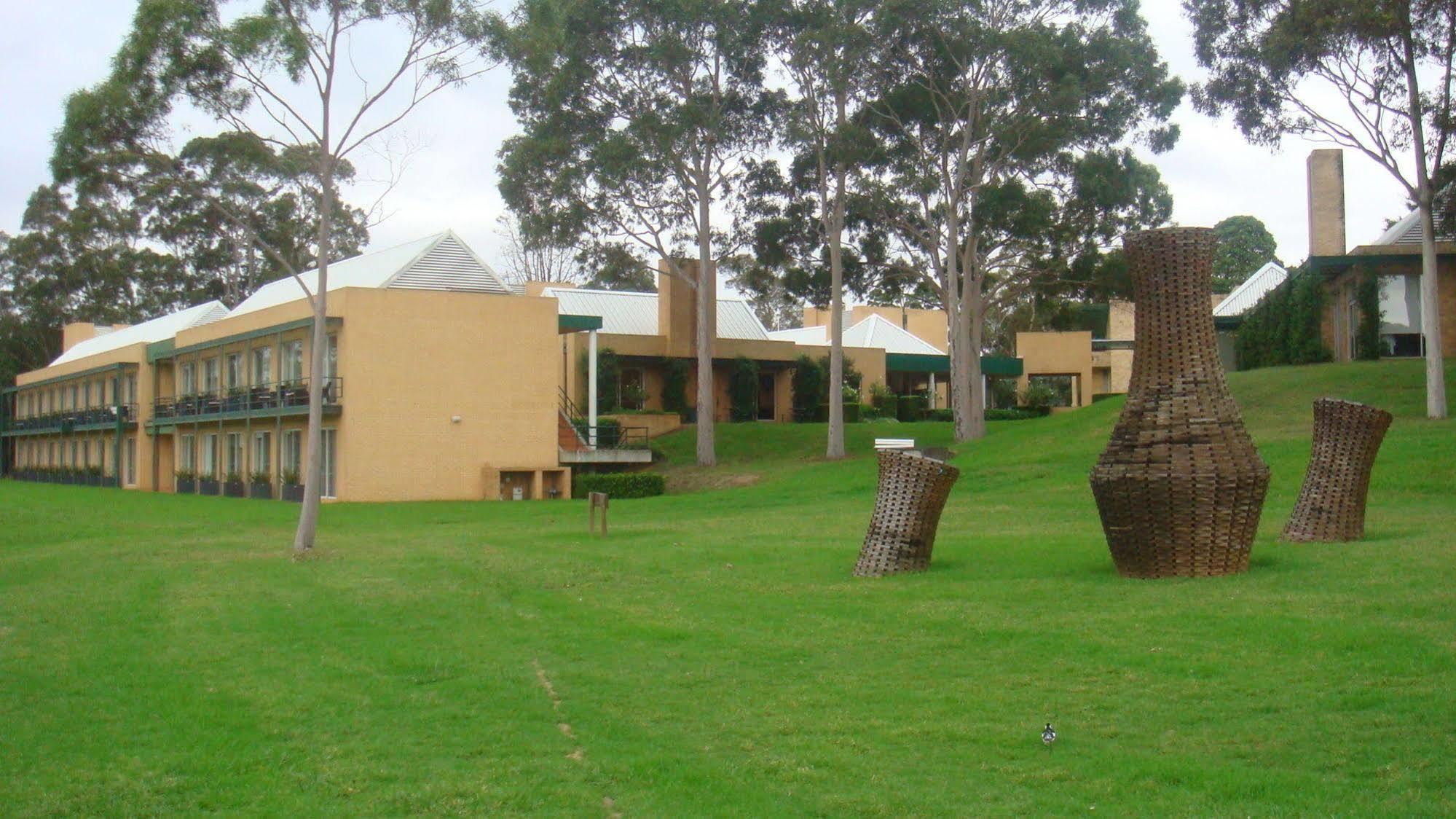 Lakeside Hotel And Conference Centre Sydney Buitenkant foto